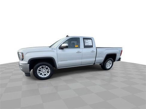 Certified 2019 GMC Sierra 1500 SLE w/ SLE Value Package image 4