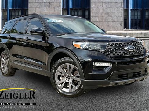 Used 2022 Ford Explorer XLT w/ Equipment Group 202A AWD/4WD image 1