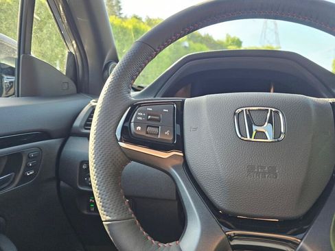 New 2026 Honda Ridgeline Black Edition image 33
