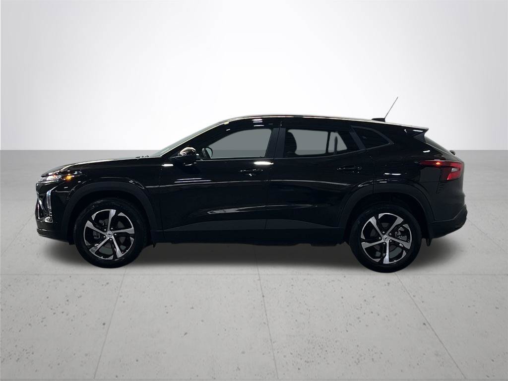 Certified 2025 Chevrolet Trax RS w/ Driver Confidence Package FWD image 15