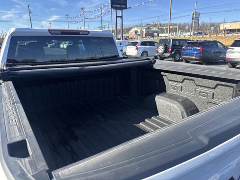 Used 2023 Chevrolet Silverado 1500 Custom w/ LPO, Dark Essentials Package image 5