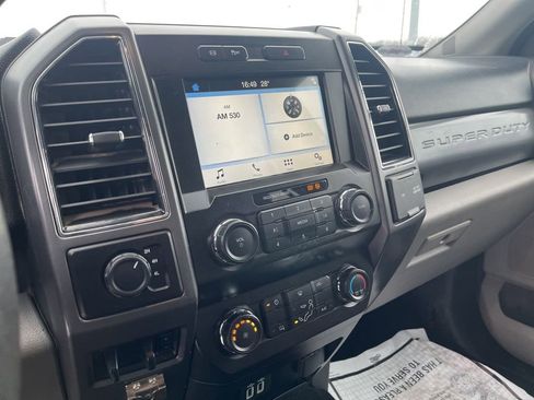 Used 2019 Ford F250 XLT w/ Snow Plow Prep Package image 13