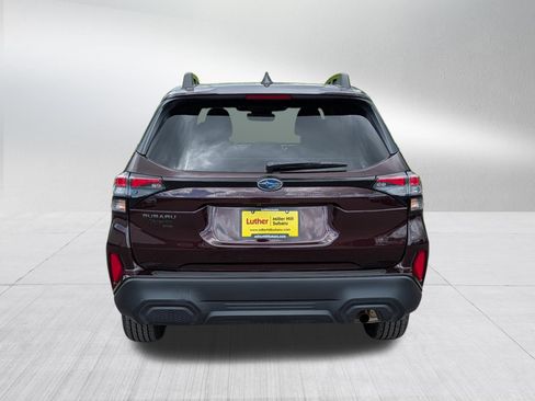 Used 2026 Subaru Forester Premium AWD/4WD image 6