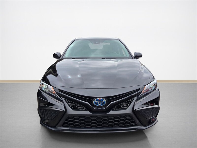 Used 2023 Toyota Camry SE w/ Audio Upgrade Package FWD image 9