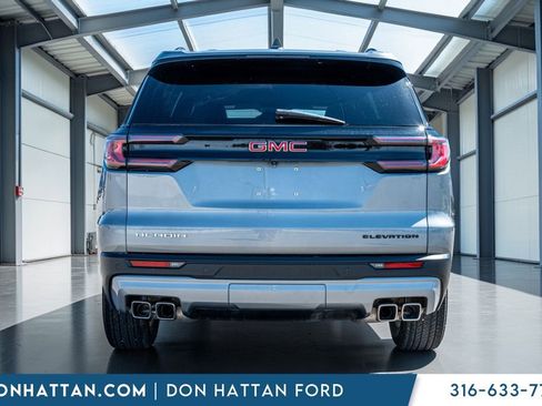 Used 2025 GMC Acadia Elevation image 31