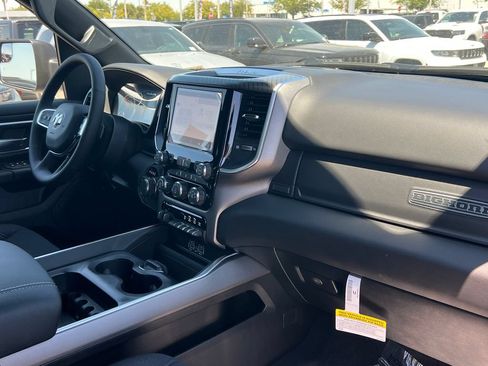 New 2026 RAM 1500 Big Horn AWD/4WD image 13