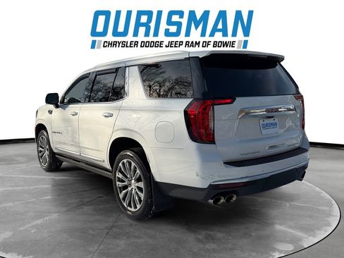Used 2021 GMC Yukon Denali w/ Denali Premium Package image 4