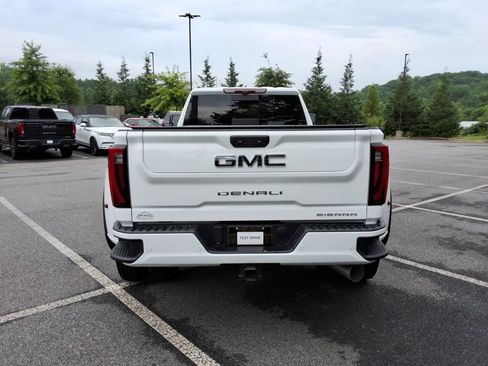 Used 2025 GMC Sierra 3500 Denali Ultimate AWD/4WD image 6