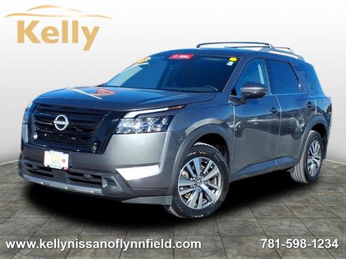 Certified 2024 Nissan Pathfinder SL w/ Black Appearance Package image 1