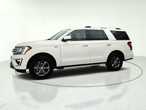 Used 2020 Ford Expedition Limited w/ Equipment Group 301A AWD/4WD image 4