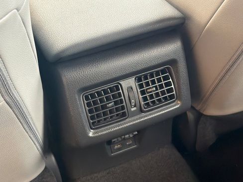 Certified 2025 Toyota Camry SE image 16