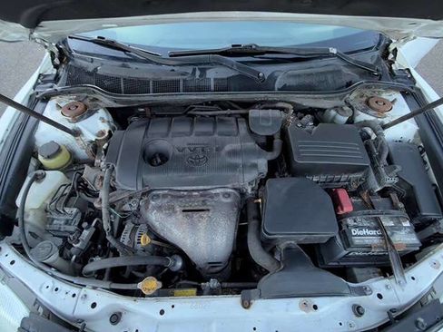 Used 2011 Toyota Camry LE image 30