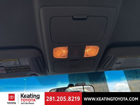 Used 2006 Toyota Tacoma PreRunner image 19