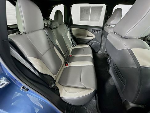 Certified 2025 Subaru Forester Limited image 36