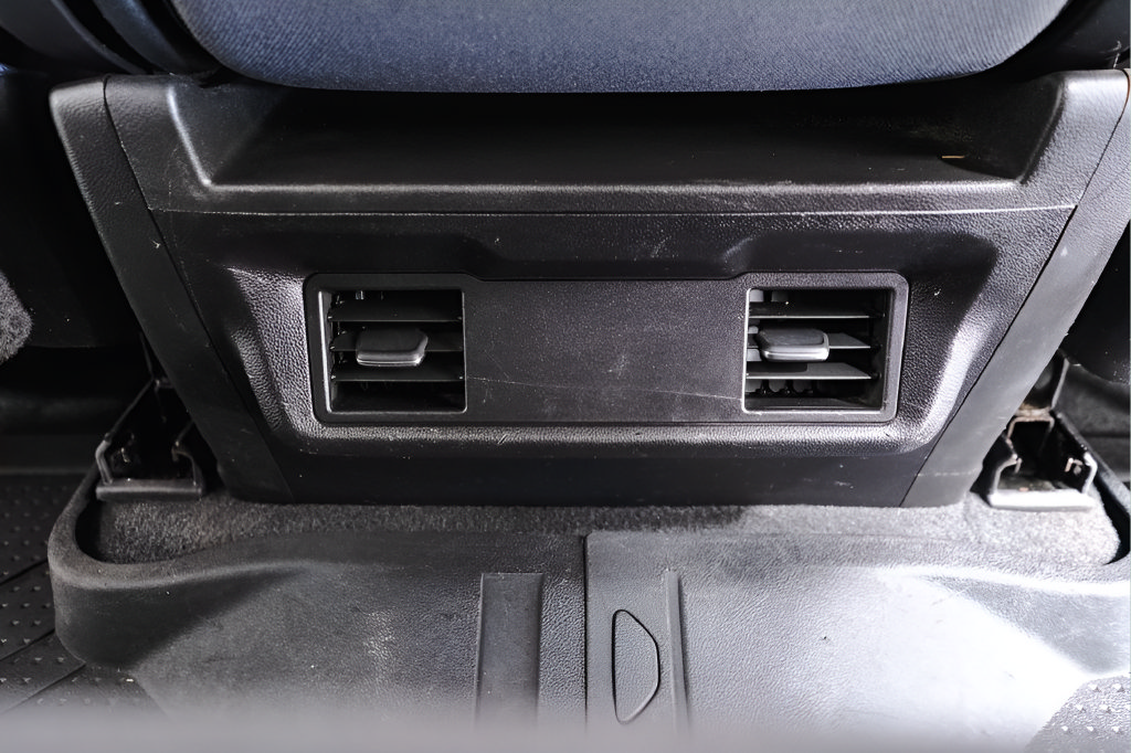 Used 2021 Chevrolet Silverado 2500 Custom w/ Custom Value Package AWD/4WD image 27