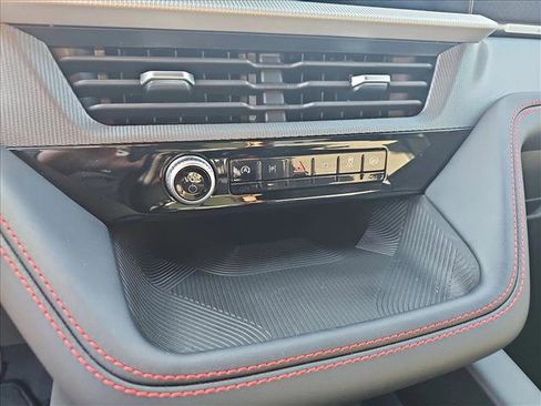 New 2026 Ford Explorer ST-Line w/ ST-Line Street Pack image 20