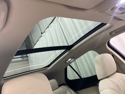 Used 2023 Buick Envision Avenir image 20