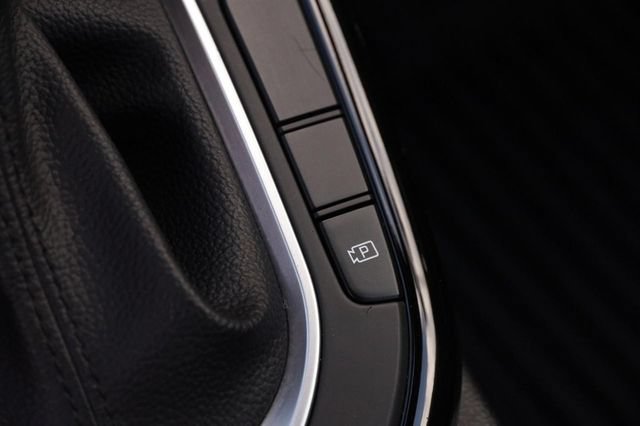 Used 2023 Kia Forte GT-Line w/ GT-Line Technology Package FWD image 21