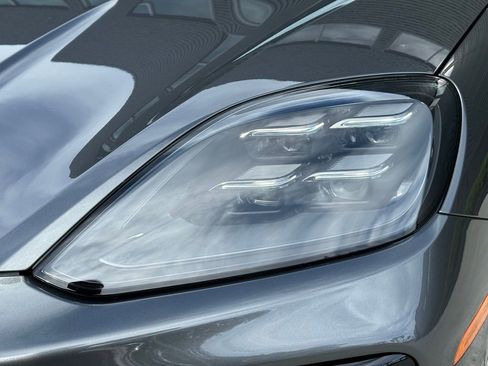 Used 2026 Porsche Cayenne S image 13