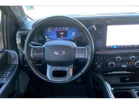 Used 2023 Ford F250 Lariat w/ Lariat Ultimate Package image 5