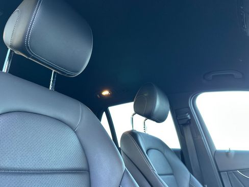 Used 2022 Mercedes-Benz GLC 300 GLC 300 image 18