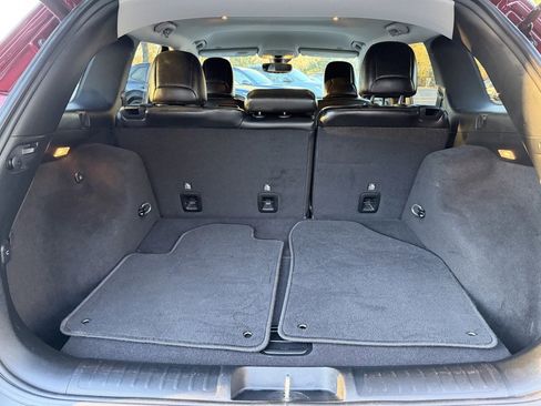 Used 2019 Jeep Cherokee Limited w/ Luxury Group image 7