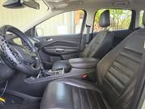 Used 2018 Ford Escape Titanium w/ Ford Safe & Smart Package AWD/4WD image 3