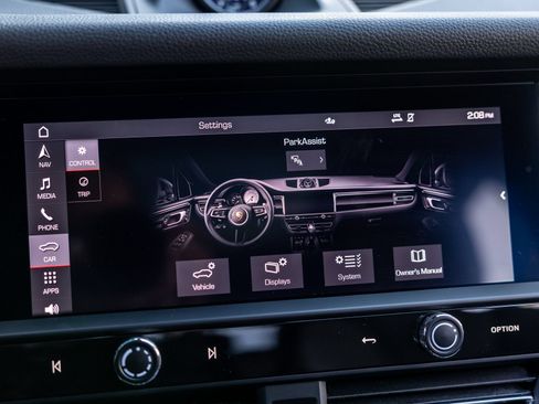 Certified 2024 Porsche Macan w/ Premium Plus Package AWD/4WD image 54