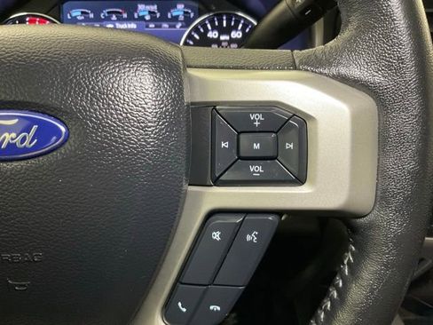 Certified 2020 Ford F350 Lariat image 26