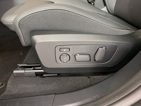 New 2026 BMW X3 xDrive30 w/ M Sport Package image 8