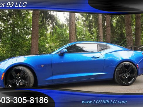 Used 2017 Chevrolet Camaro LT w/ Technology Package image 5