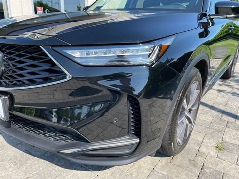 Used 2025 Acura MDX SH-AWD w/ Technology Package image 14