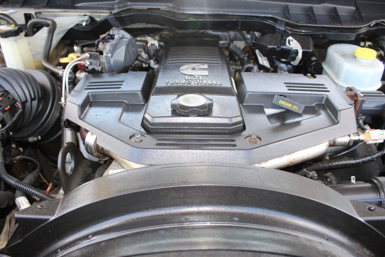 Used 2014 RAM 2500 Tradesman w/ Chrome Appearance Group AWD/4WD image 30
