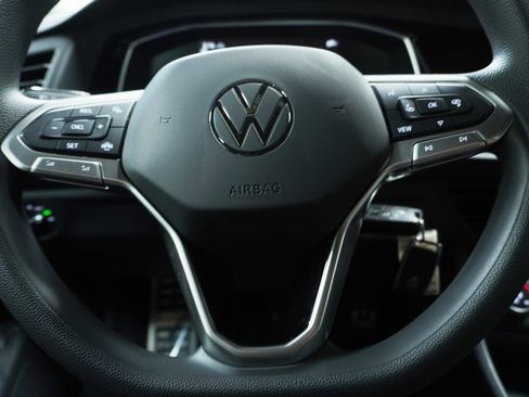 Used 2023 Volkswagen Jetta Sport image 13