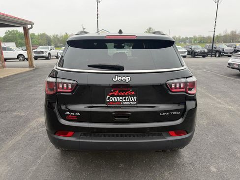 Used 2018 Jeep Compass Limited w/ Navigation Group image 5