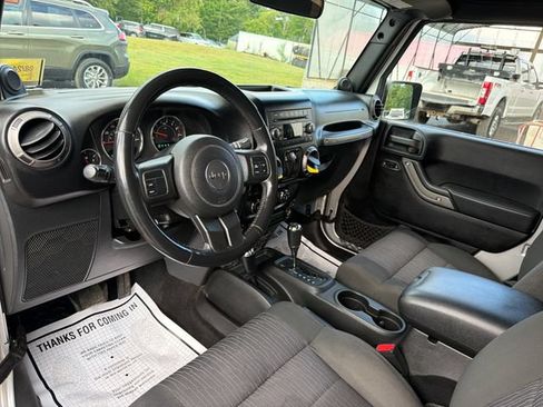Used 2011 Jeep Wrangler Sport AWD/4WD image 14