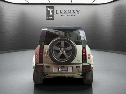 Used 2023 Land Rover Defender 110 X-Dynamic SE AWD/4WD image 4