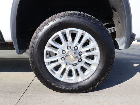 Used 2023 Chevrolet Silverado 3500 High Country w/ Z71 Off-Road Package AWD/4WD image 49