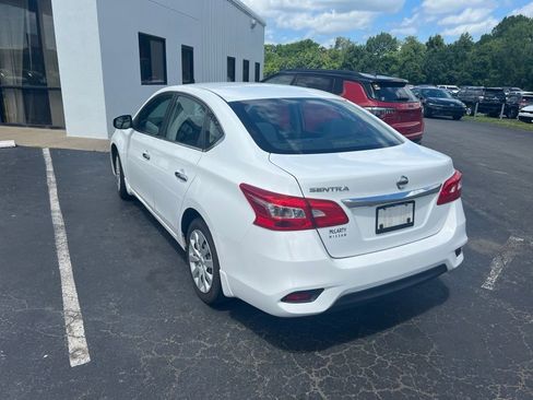 Used 2019 Nissan Sentra S FWD image 3
