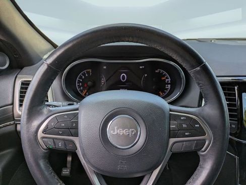 Used 2019 Jeep Grand Cherokee Limited RWD image 29