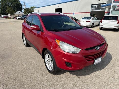 Used 2012 Hyundai Tucson GLS FWD image 2
