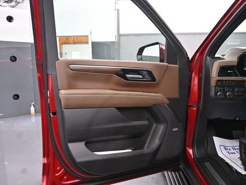 New 2026 Chevrolet Tahoe High Country AWD/4WD image 13