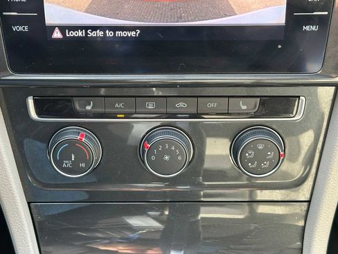 Used 2019 Volkswagen Golf Alltrack SE image 27