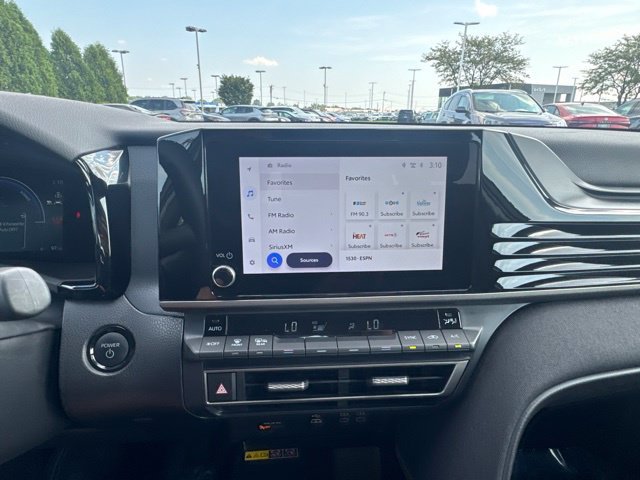Used 2025 Toyota Camry LE FWD image 23