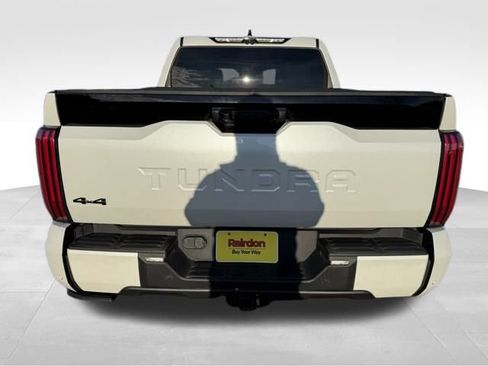 Used 2022 Toyota Tundra Platinum image 9