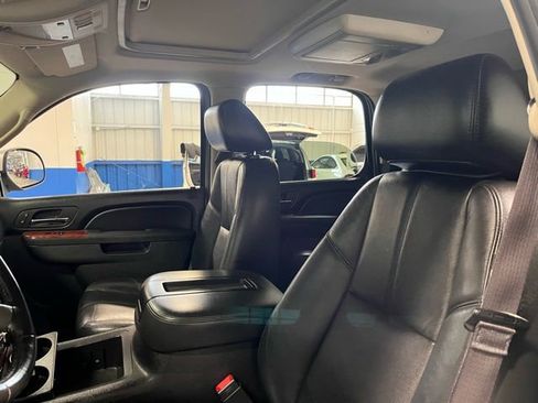 Used 2013 Chevrolet Tahoe LT w/ Luxury Package image 22