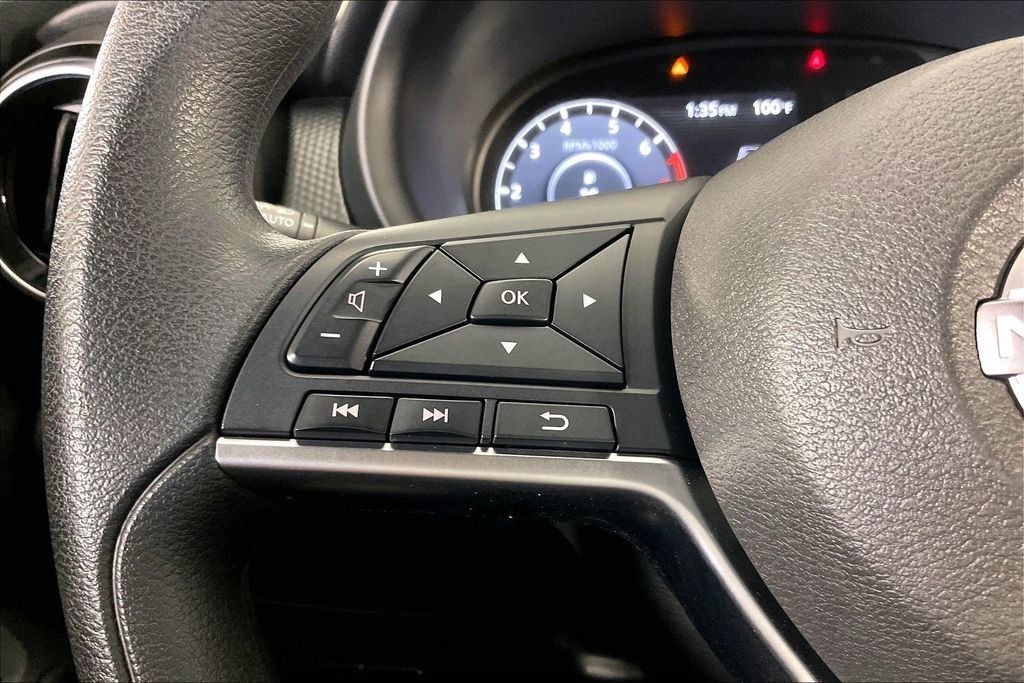 Used 2023 Nissan Kicks SV FWD image 22