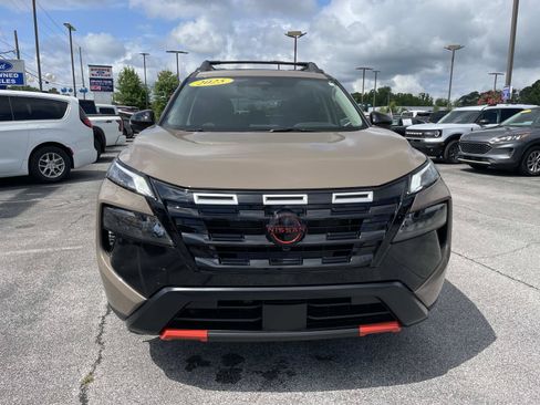 Used 2025 Nissan Rogue SV w/ Rock Creek Premium Package AWD/4WD image 10
