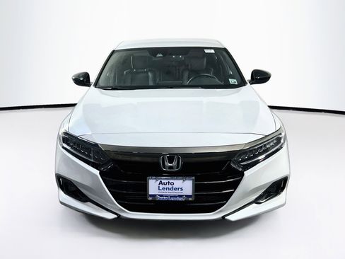 Used 2022 Honda Accord Sport image 2