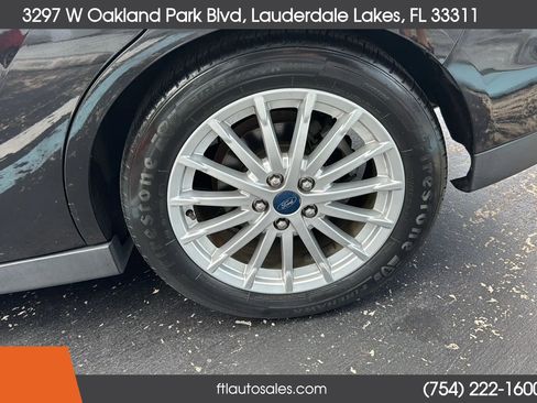 Used 2013 Ford C-MAX SE FWD image 15